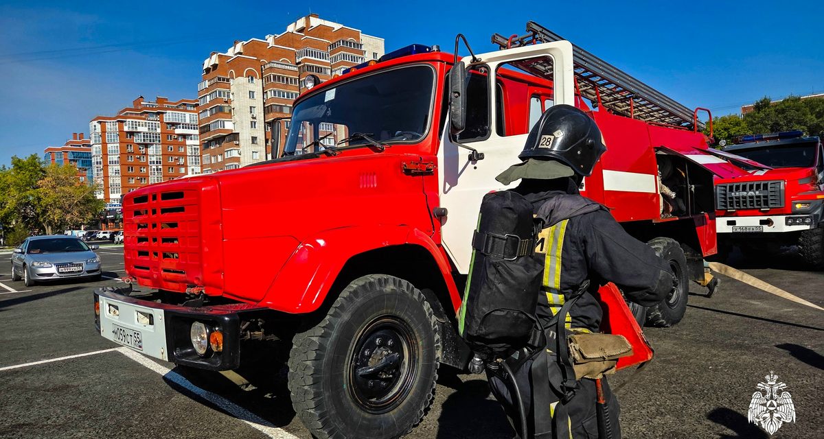 В Омске прошли учения по тушению пожара в СКК имени Виктора Блинова